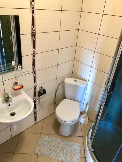 Pokoje Z Lazienkami - Dziwnowek Kamien Pomorski Exterior foto